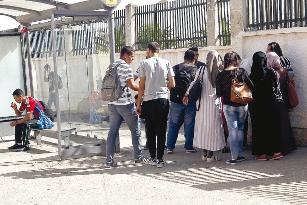 Écoles, hôpitaux et ports touchés par le mouvement de grève Les syndicats évoquent un taux de suivi de 60 à 85%