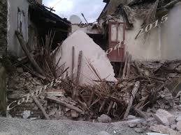 Constantine: Trois maisons s&rsquo;effondrent