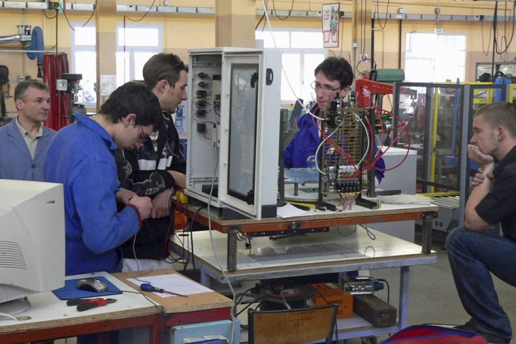 Constantine: Mises en demeure pour des écoles privées.