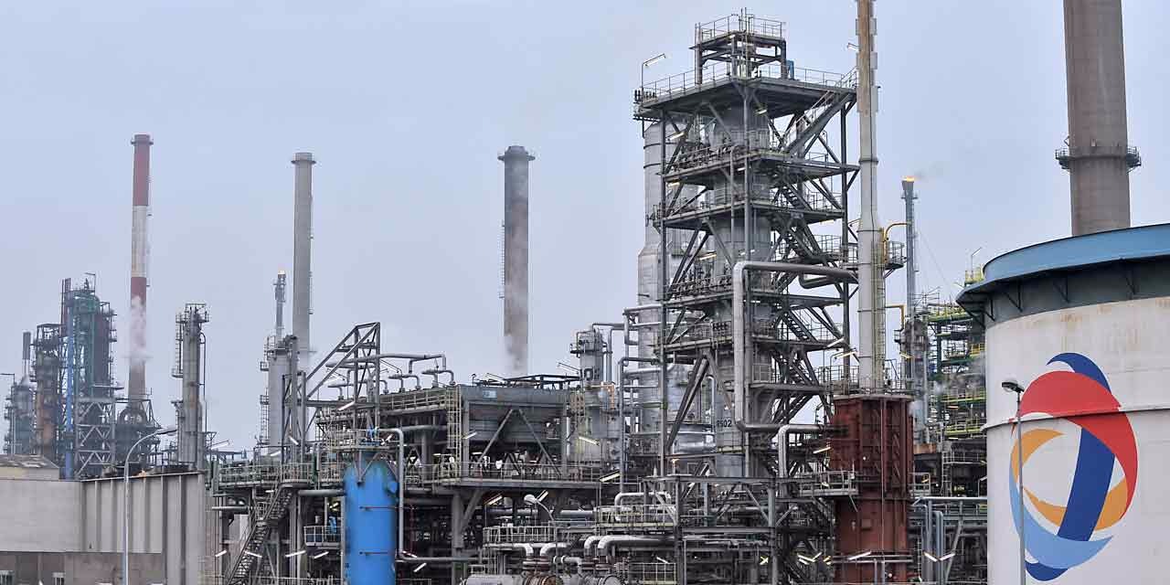 Accident dans une raffinerie Total: 5 blessés FranceDes flammes ont émergé lors d&rsquo;une intervention de maintenance informe l&rsquo;entreprise.