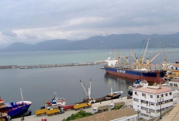 Port de Béjaïa: Le réaménagement des voies en cours