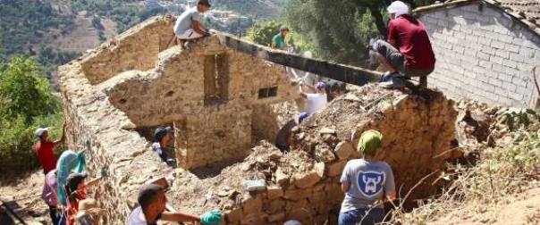 Le collectif de jeunes « Tamazgha Builders » redonne vie aux maisons traditionnelles amazighes