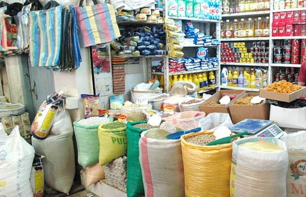 Oran: les épiceries de quartier rudement concurrencées par les grandes surfaces