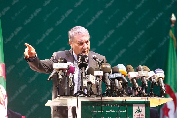 Ali Benflis dans une interview au magazine français “Le point” / élections : “C’est le régime qui alloue les quotas aux participants”