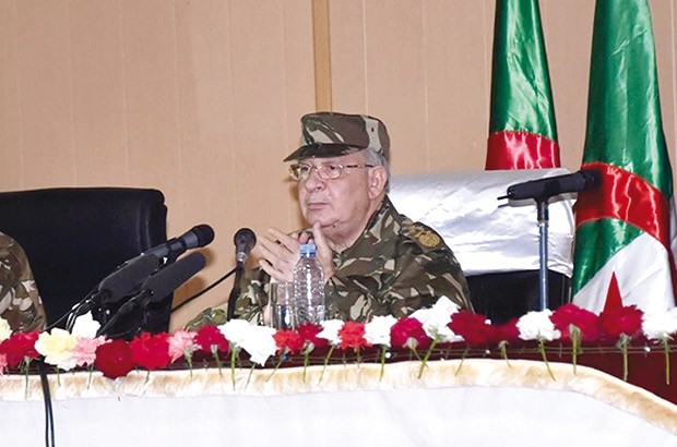 La revue “El djeich” consacre un commentaire aux supputations sur la succession à El-Mouradia: Gaïd Salah s’invite dans le débat politique