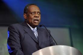 Le mot du président de la CAF Issa Hayatou : Maître Corbeau et le petit Crabe