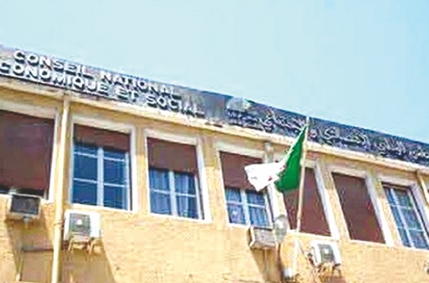 Présentation à Oran du rapport national sur le développement humain: Les jeunes, des acteurs de la société ?