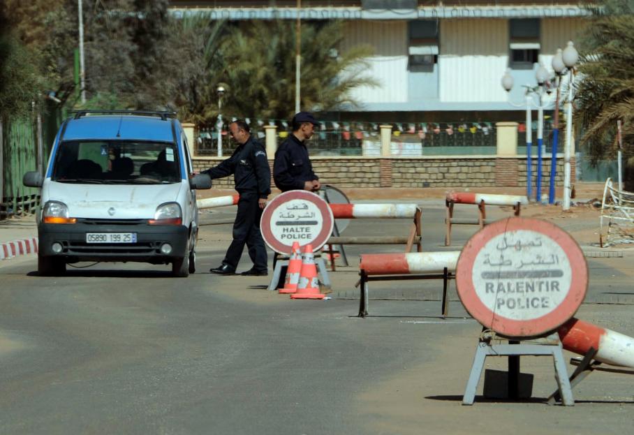 Sellal l’a affirmé jeudi au Parlement : Les barrages sécuritaires sur les routes s’inscrivent dans les missions « ordinaires » des services de sûreté.
