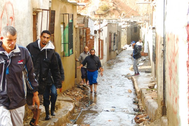 Envahis par les eaux de pluie qui se sont abattues sur Oran: Les habitants du bidonville El-Khiar livrés à eux-mêmes