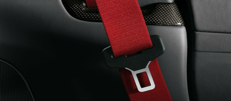 Bientôt une loi pour rendre obligatoire le port de la ceinture de sécurité pour passagers arrière?