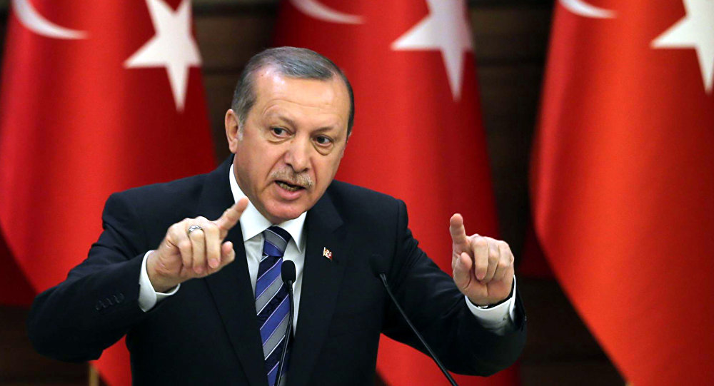 recep Tayyip Erdogan: «Je continue de bombarder»