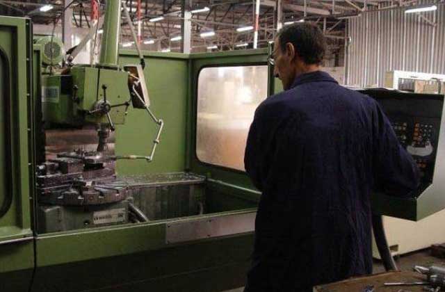 Algérie – En recul ou en stagnation, le secteur industriel en manque de personnel d’encadrement et de maîtrise