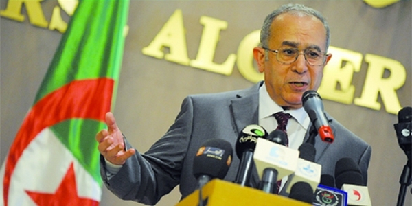 Lamamra entame une visite de travail au Bahreïn