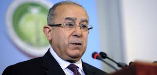 Lamamra reçoit le nouvel ambassadeur du Bangladesh en Algérie