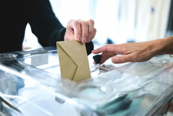 législatives : les partis islamistes disent oui