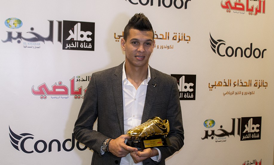 Cérémonie Soulier d&rsquo;or organisée par El Khabar erriadi et Condor: Mohamed Zaâbia reçoit le soulier d’or 2015-2016