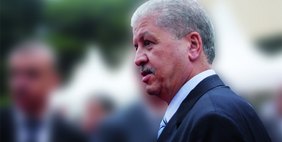 Sellal visite le 3ème salon de la créativité à Riadh El Feth