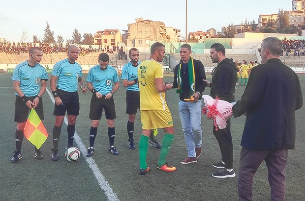 APRÈS BELKALEM ET SAÏB QUI ÉTAIENT PRÉSENTS AU STADE DU 1ER-NOVEMBRE  Ghazi lance un appel pour soutenir la JSK