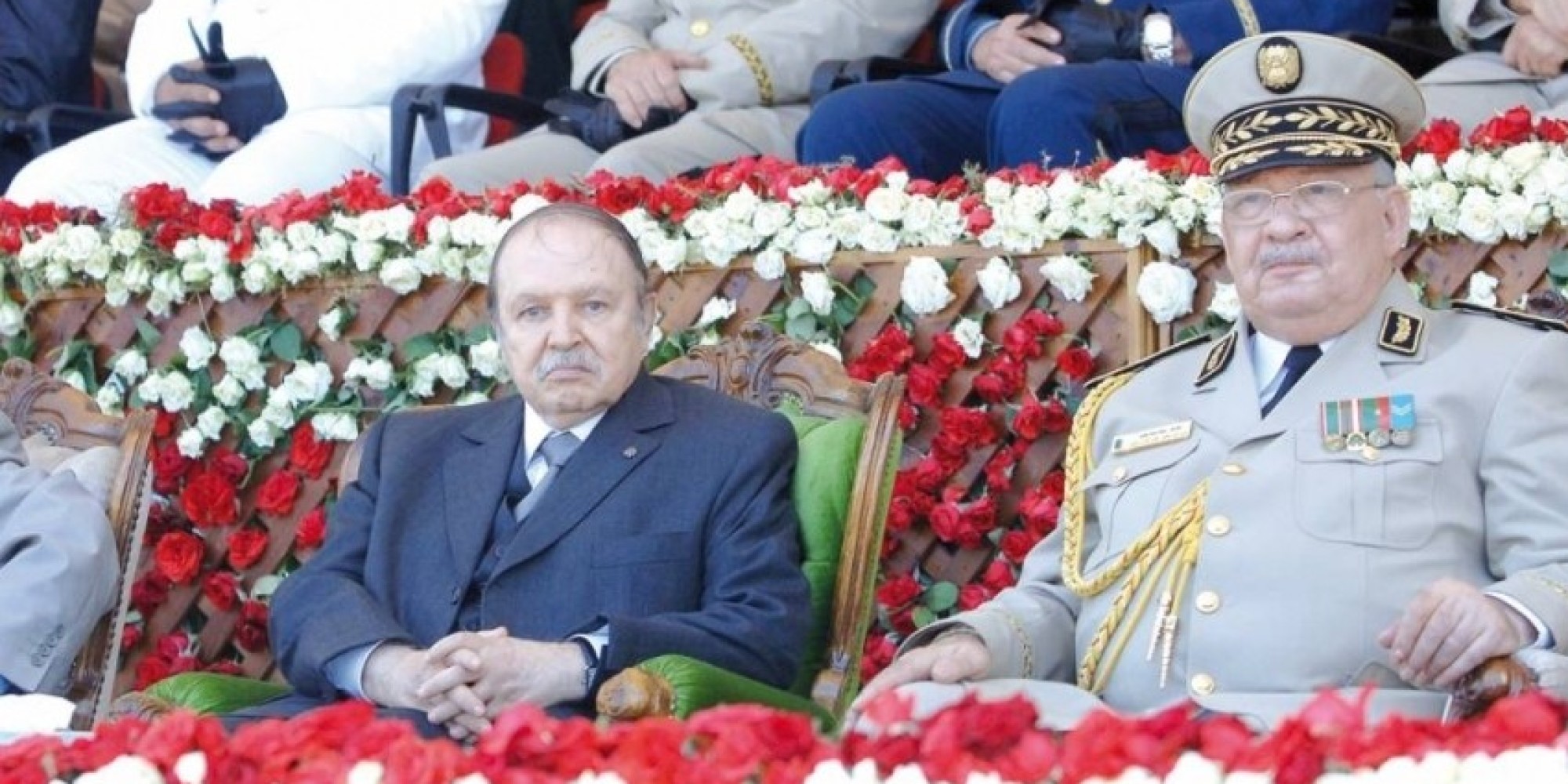 Il renouvelle sa loyauté envers Bouteflika Les clarifications insistantes de Gaïd Salah.