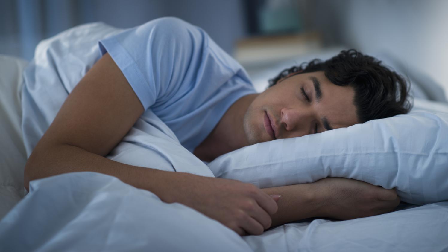 Santé: Des neurones paralysent le corps à certains moments du sommeil.