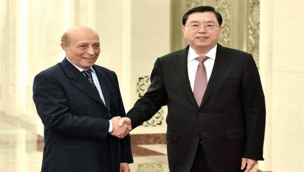 Ould Khelifa s&rsquo;entretient à Pékin avec le Président du Comité permanent de l&rsquo;Assemblée nationale populaire chinoise