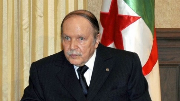 Crash d’un avion russe: le Président Bouteflika adresse un message de condoléances à M. Poutine