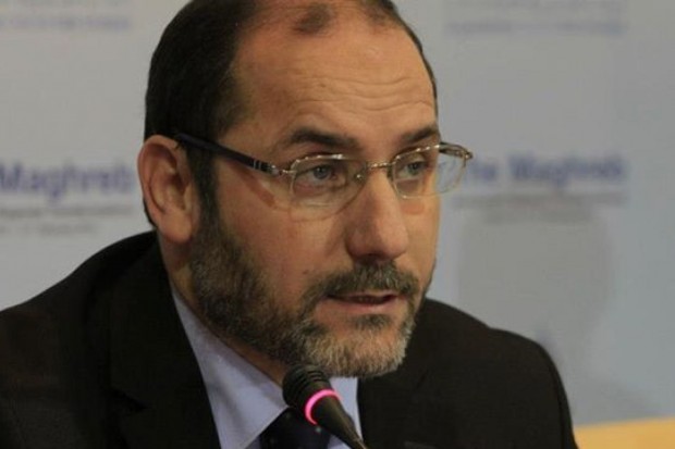 Il a encensé l’armée: Makri annonce sa « touba »