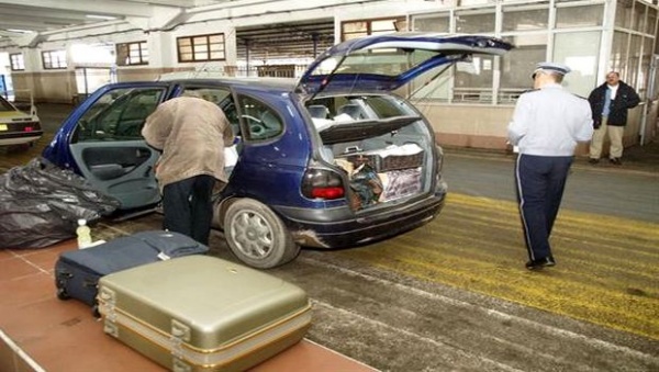 Projet de loi des Douanes: appel à la protection des agents douaniers contre les pressions