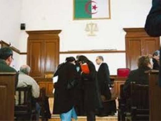 Les infractions à la sûreté de l&rsquo;Etat commises par des civils jugées par des juridictions civiles de droit commun (loi)