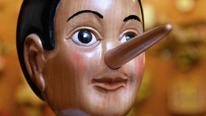 Une véritable industrie : Propager des bobards sur Internet rapporte gros