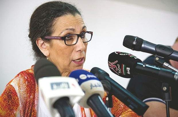 Elle défend la ministre et évoque de possibles manipulations: Louisa Hanoune : “La décision de Benghabrit est sage et responsable”.