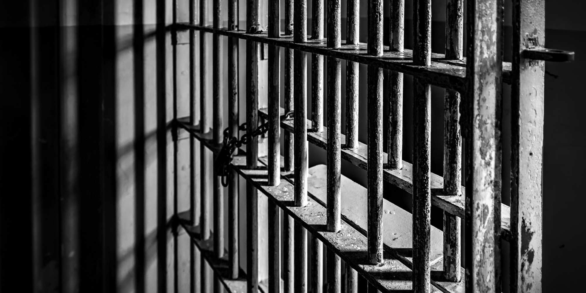 Accusés d’avoir tué un policier: 20 ans de prison pour les deux présumés assassins