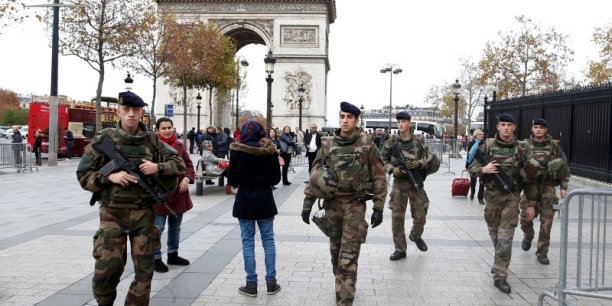 L’Etat d’urgence en France prolongé pour la 5e fois