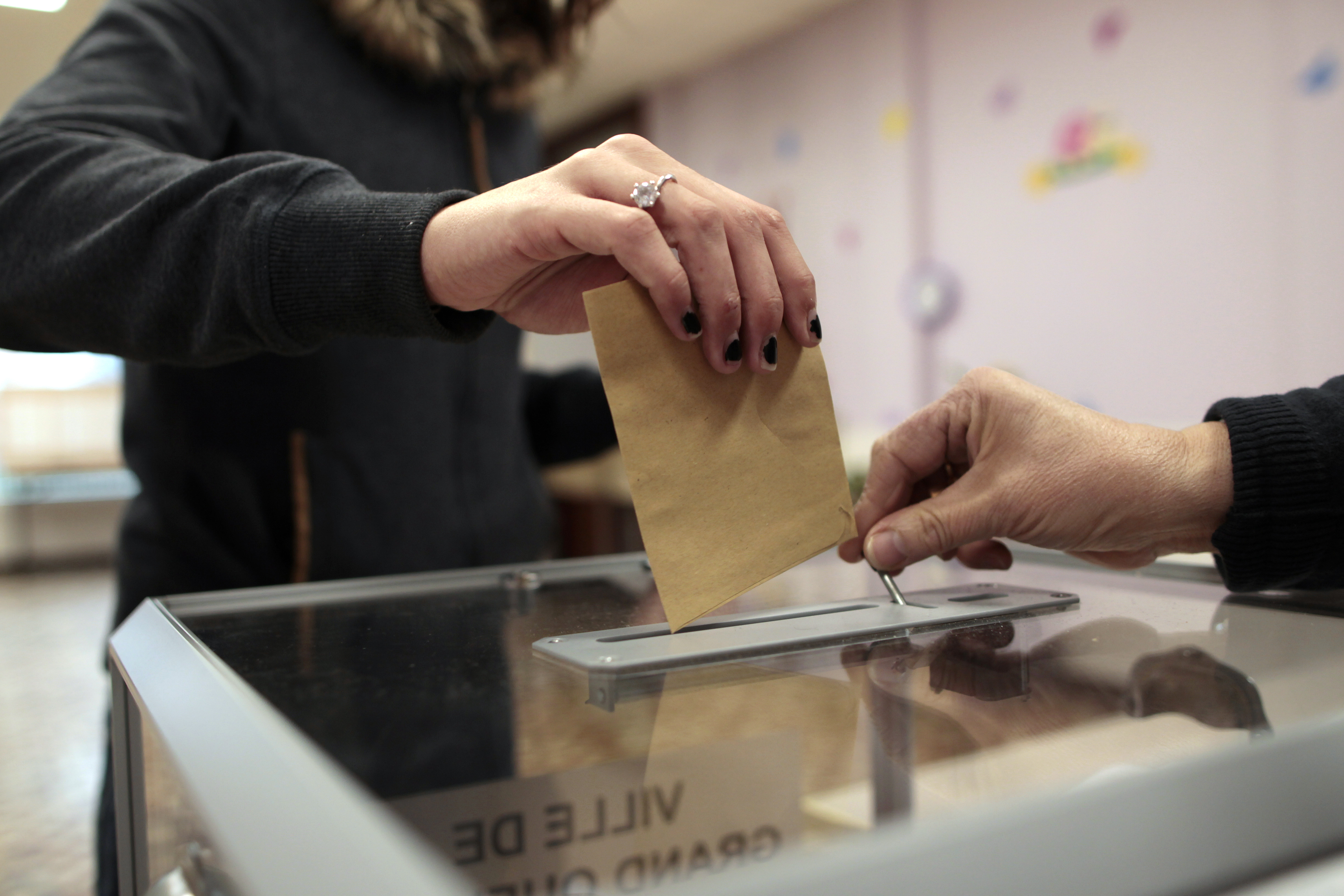 Algérie-France : comment se faire élire en promettant l’enfer économique plutôt que le paradis.