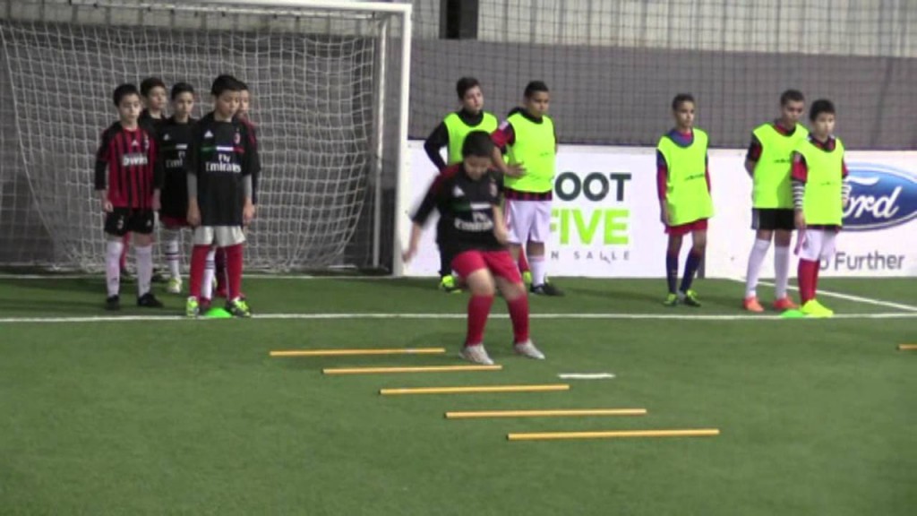 Football: inauguration de l&rsquo;école de l&rsquo;AC Milan en Algérie.