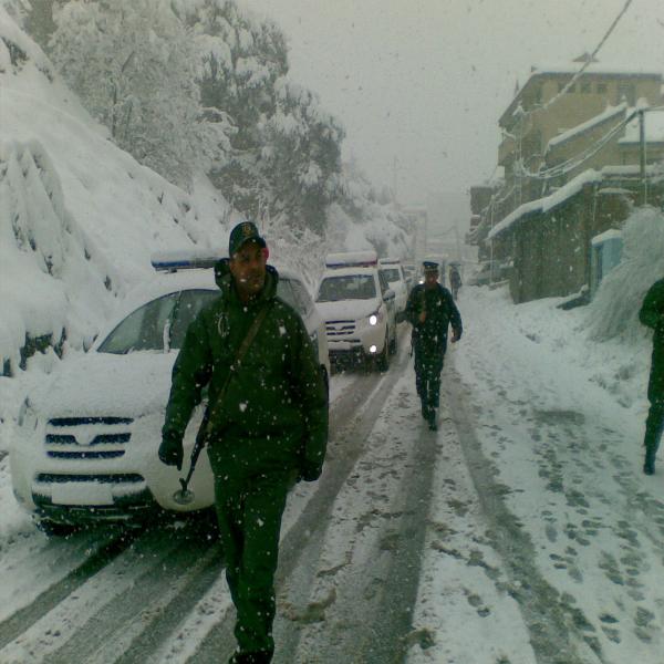 Des routes coupées et des accidents enregistrés suite aux précipitations de la neige