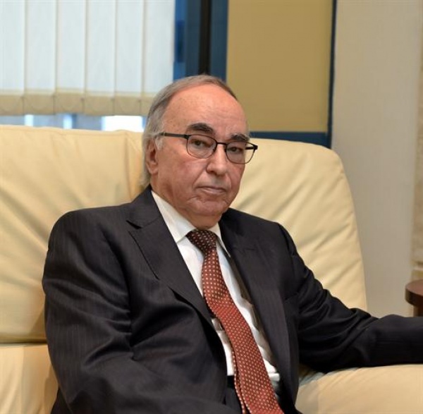 Le ministre des finances l’a révélé hier à l’APN: Plus de deux milliards de dollars de dépenses imprévues en 2014