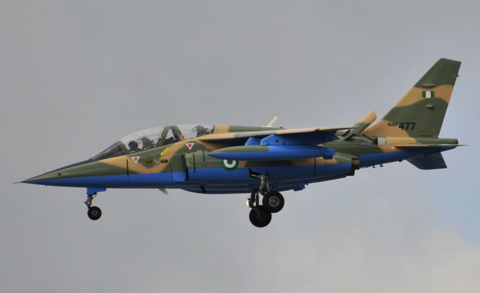 Nigeria: l&rsquo;armée bombarde par erreur un camp de déplacés, au moins 50 morts