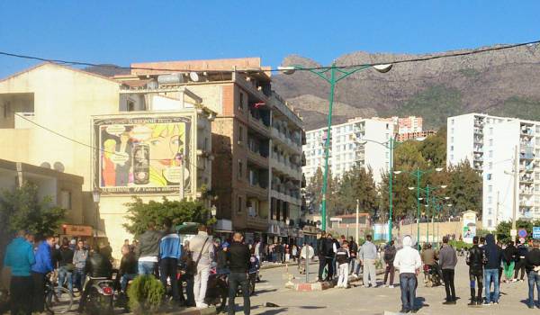 Emeutes de Bejaia : les sièges de l&rsquo;académie et de bnp Paribas saccagés