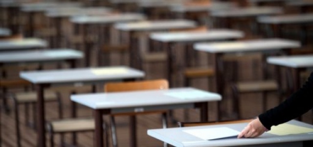 Examens et concours: Louh prépare un avant-projet criminalisant les fraudeurs.