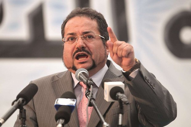 Abdelmadjid Menasra, président du front du changement, à L&rsquo;expression: « L&rsquo;Algérie ne peut plus supporter une classe politique factice »