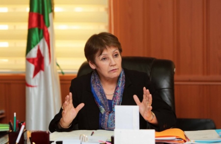 Mme Benghebrit : «Promotion des enseignants concernés en 2017».