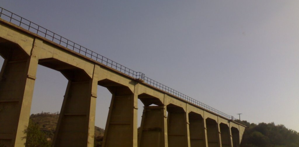 Ghazaouet: Le viaduc de la pénétrante de l’autoroute Est-Ouest prend forme