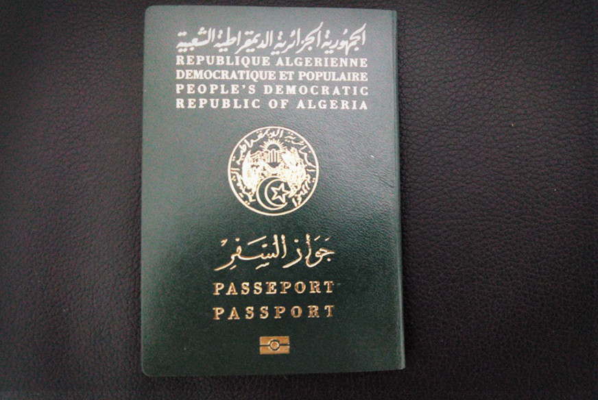 Ambassade du Canada en Algérie: Un citoyen algérien demande la restitution de son passeport