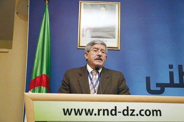 Dans une pique adressée à ses détracteurs: Ahmed Ouyahia ironise sur “s’hab el-firma”