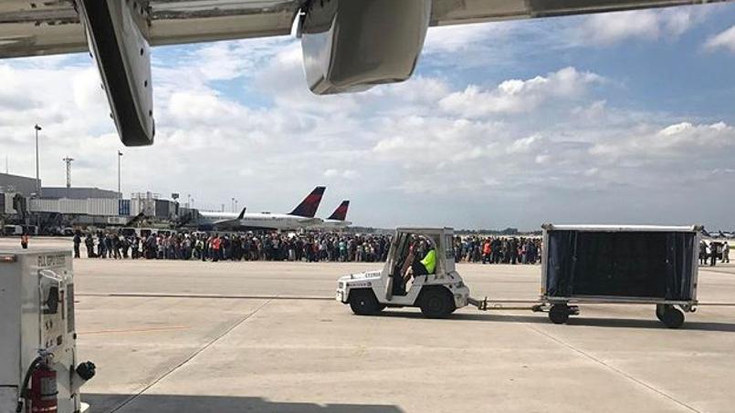 États-Unis: fusillade dans un aéroport de Floride, plusieurs morts.