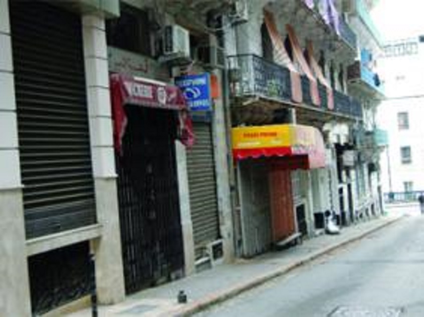 Coronavirus Algérie : des activités commerciales suspendues dans plusieurs wilayas