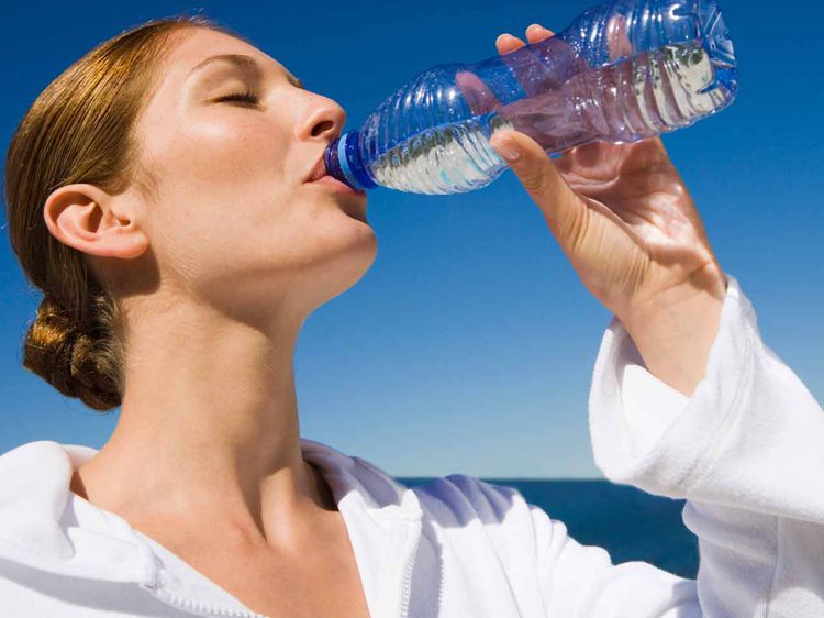 Bon à savoir: Voici ce qui arrive quand vous buvez de l’eau à jeun