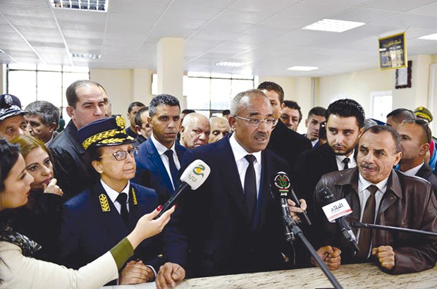 En visite de deux jours à Guelma: Bedoui appelle les fonctionnaires à sensibiliser le citoyen sur les élections