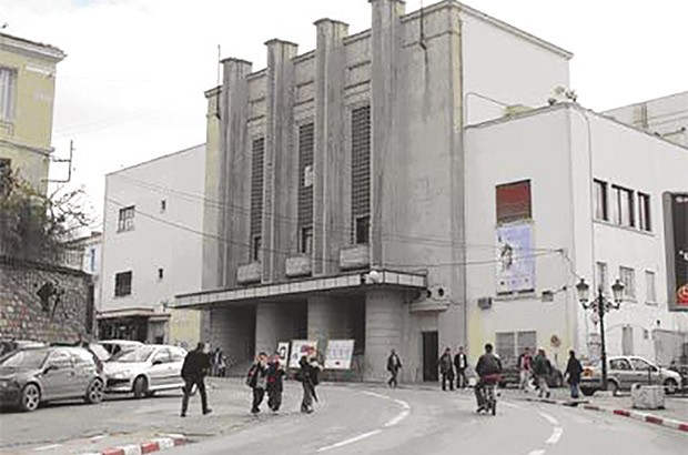 Avec 10 millions de dinars de L’ONDA:  “Il en faudrait plus pour sauver le Théâtre de Béjaïa”